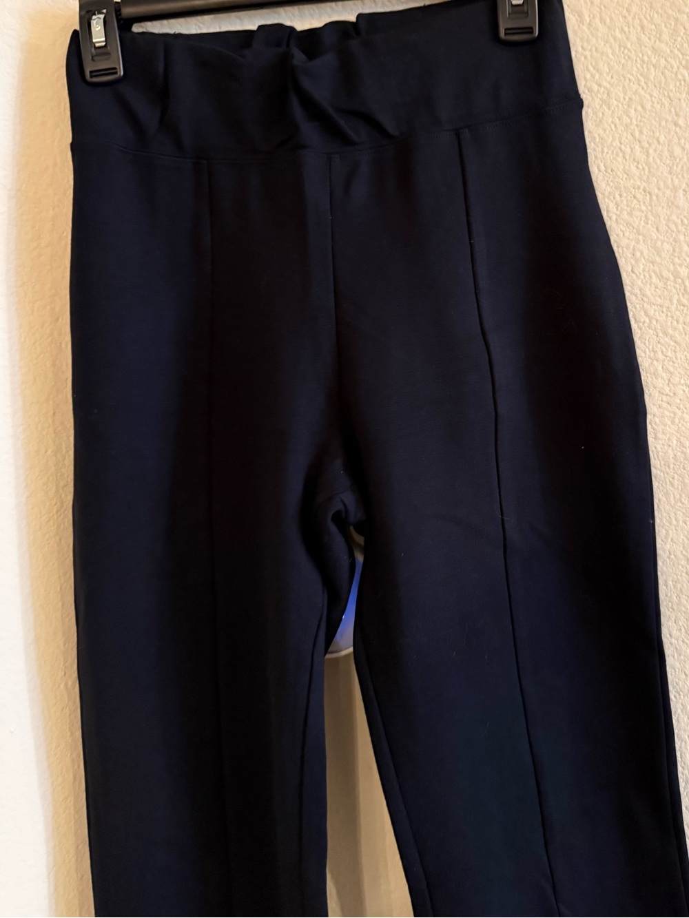 Abercrombie and Fitch Black Stretchy Ponte Split Slit Flare Hem Leggings Pants - Picture 7 of 8